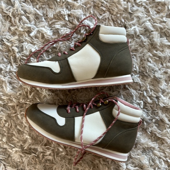 True Craft Wage Lace Up Hiker Ankle Sneaker Boots - Picture 3 of 9